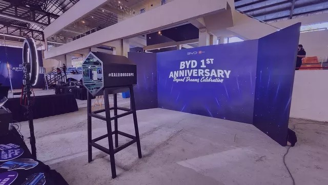 Selfie Kaleidoscope interakt&iacute;v fot&oacute; vide&oacute; kreat&iacute;v wow-&eacute;lm&eacute;ny rendezv&eacute;ny exp&oacute; c&eacute;ges l&aacute;tv&aacute;nyos &eacute;lm&eacute;ny k&ouml;z&ouml;ss&eacute;gi sz&oacute;rakoz&aacute;s attrakci&oacute; stand fot&oacute;automata fot&oacute;sarok selfie box szelfig&eacute;p photobooth